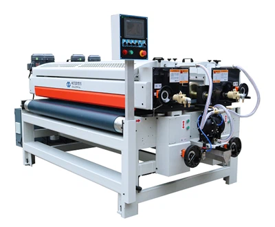 Macchina per rivestimento del rotolo inverso